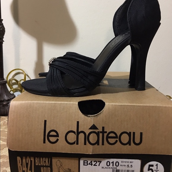 Le Chateau Dress Shoes - Picture 3 of 3